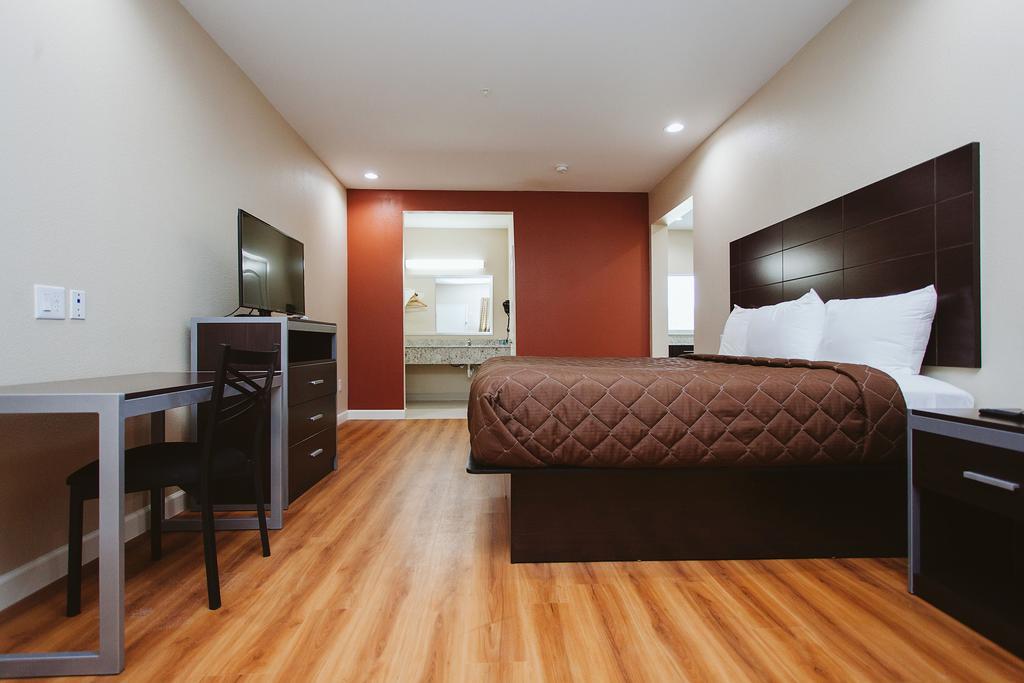 Palace Inn Houston Northwest 290 Экстерьер фото